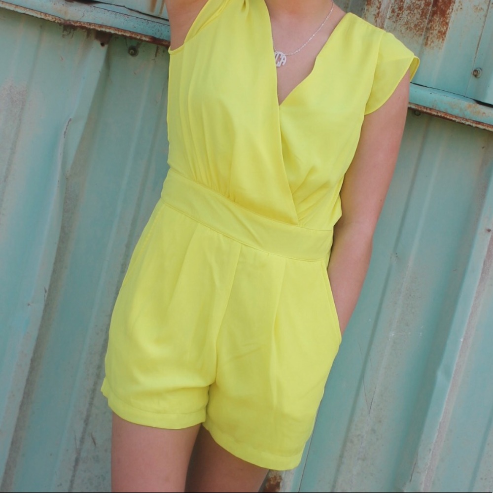 Gianni Bini Romper